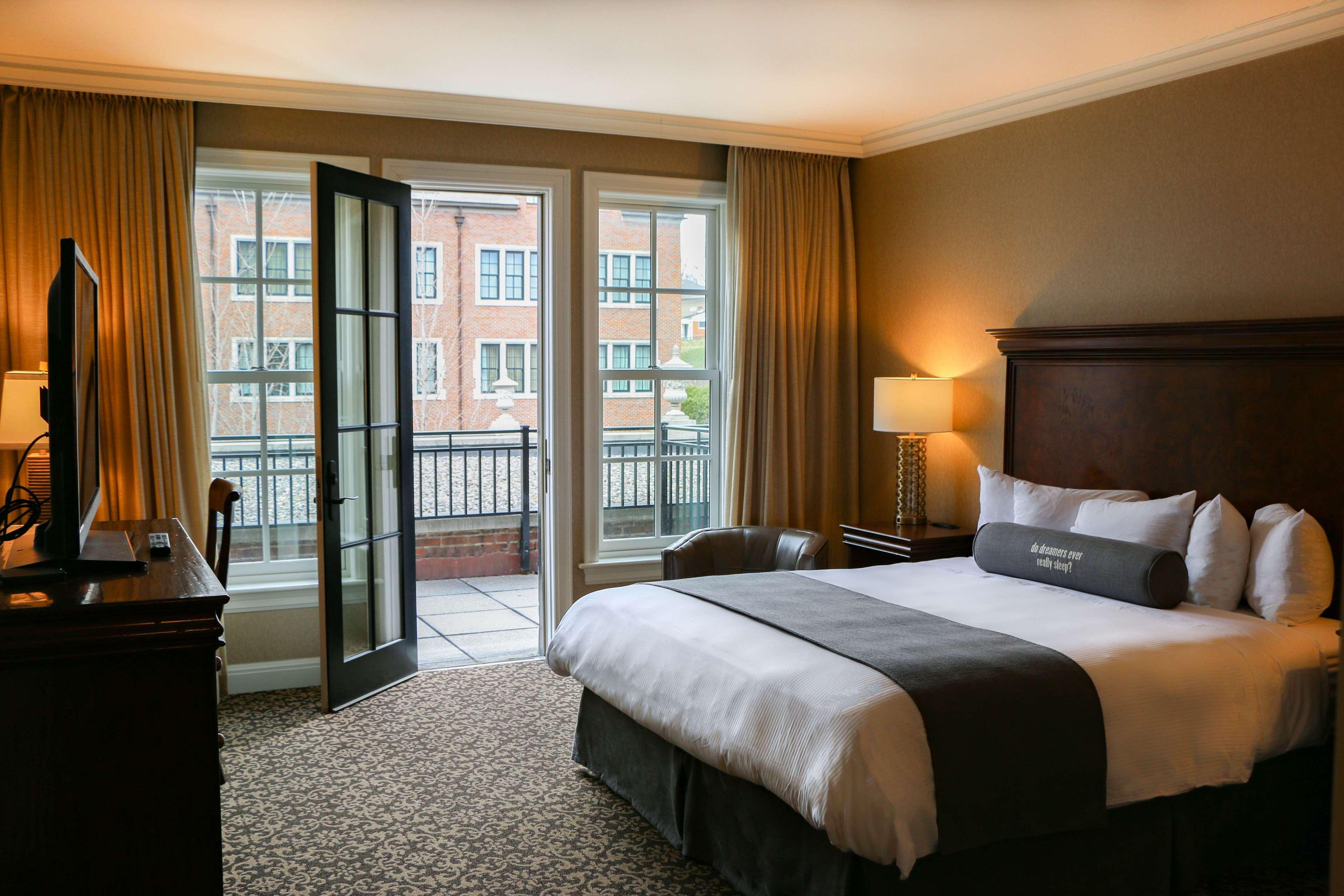 Royal Park Hotel Rochester Esterno foto
