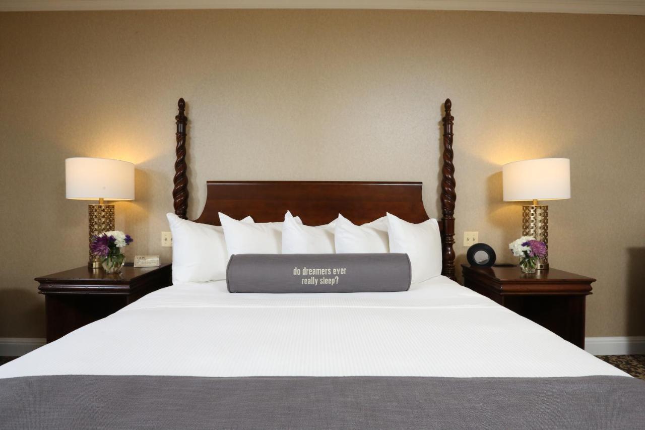 Royal Park Hotel Rochester Esterno foto