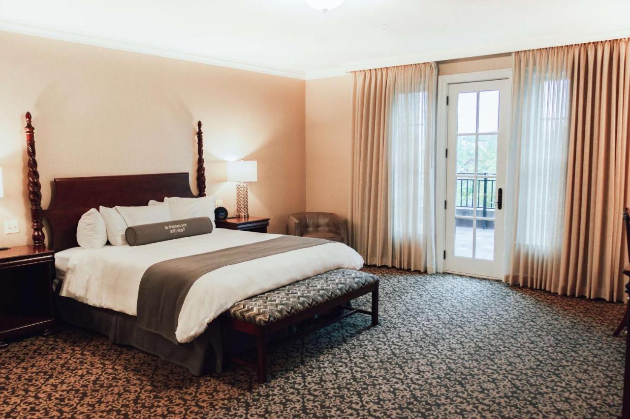 Royal Park Hotel Rochester Esterno foto