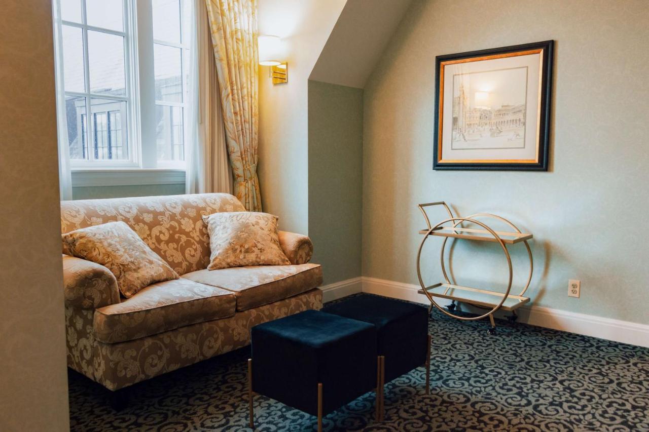 Royal Park Hotel Rochester Esterno foto