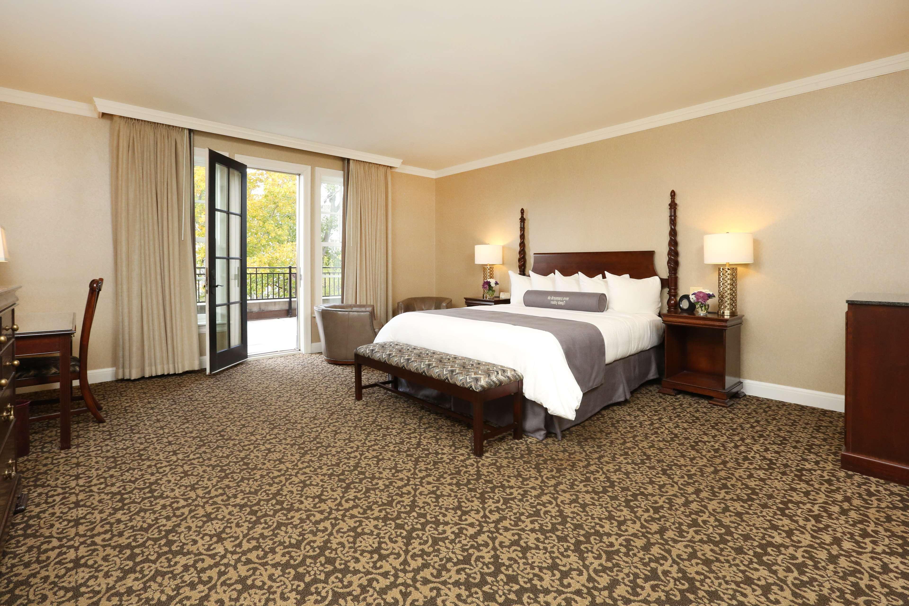 Royal Park Hotel Rochester Esterno foto