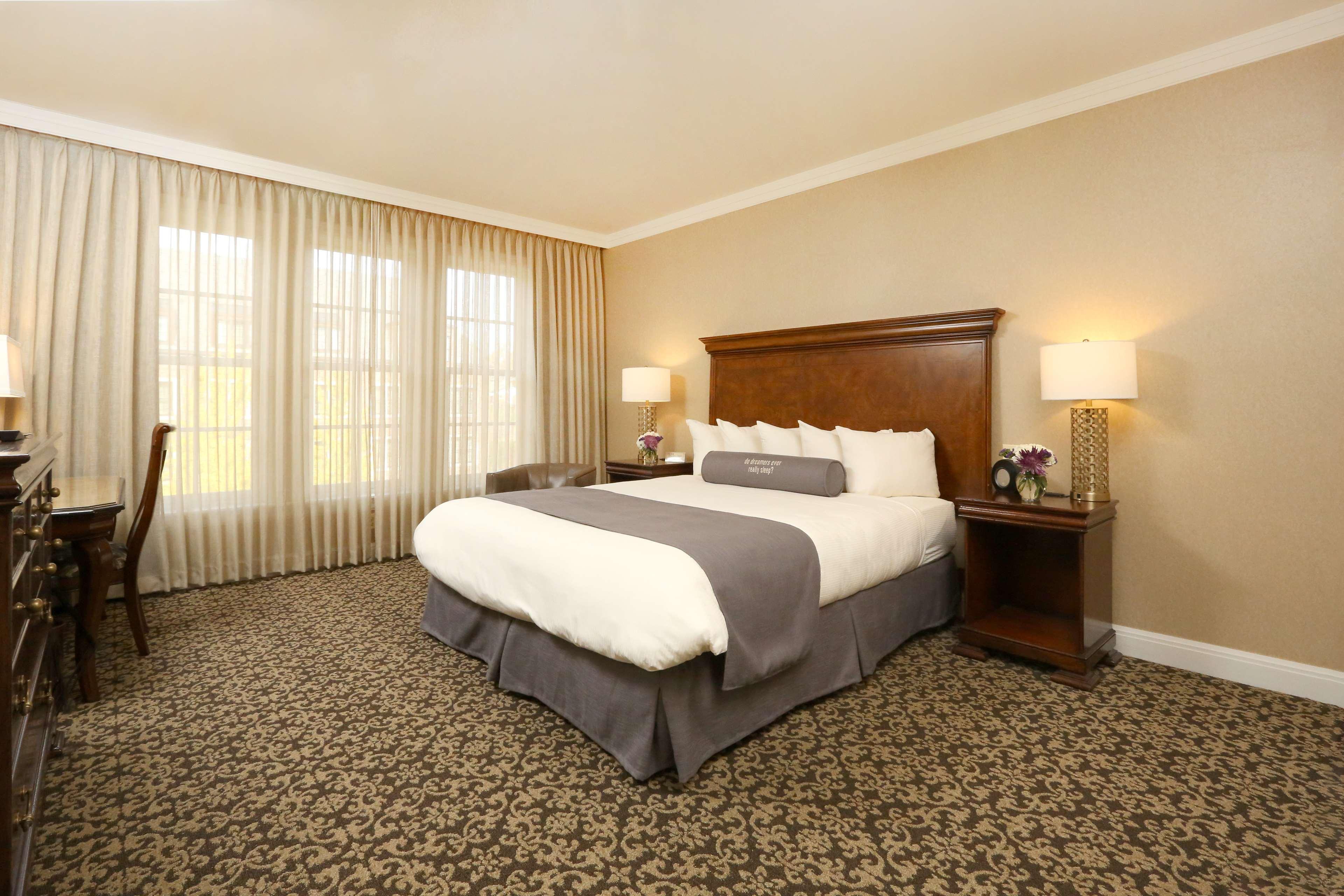 Royal Park Hotel Rochester Esterno foto